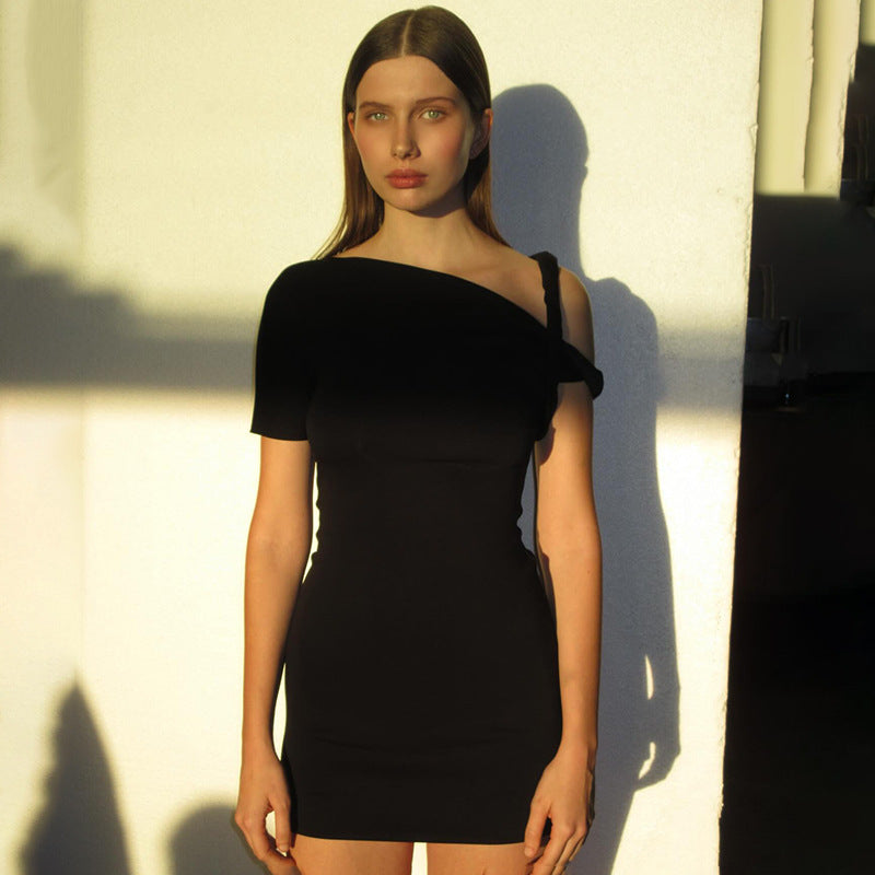 Women's One-Shoulder Slim Hip Mini Dress - Solid Color Short Sleeve