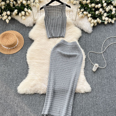 Elegant Chenille Knitted Top And Skirt Set Soft Textures