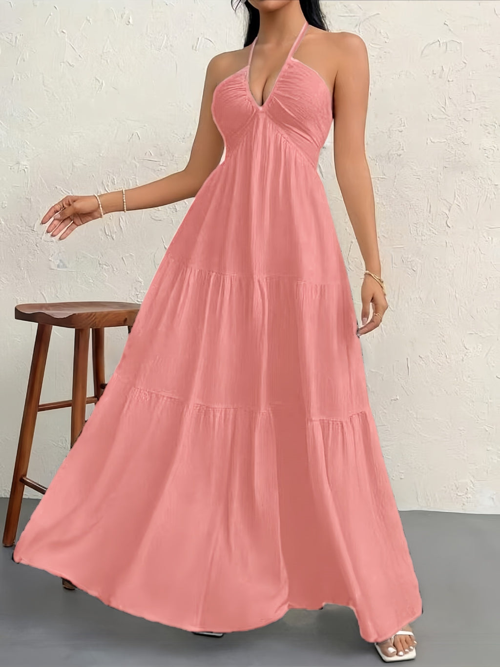 Backless Halter Neck A-Line Maxi Dress With Pleated Skirt For Beach Vacation