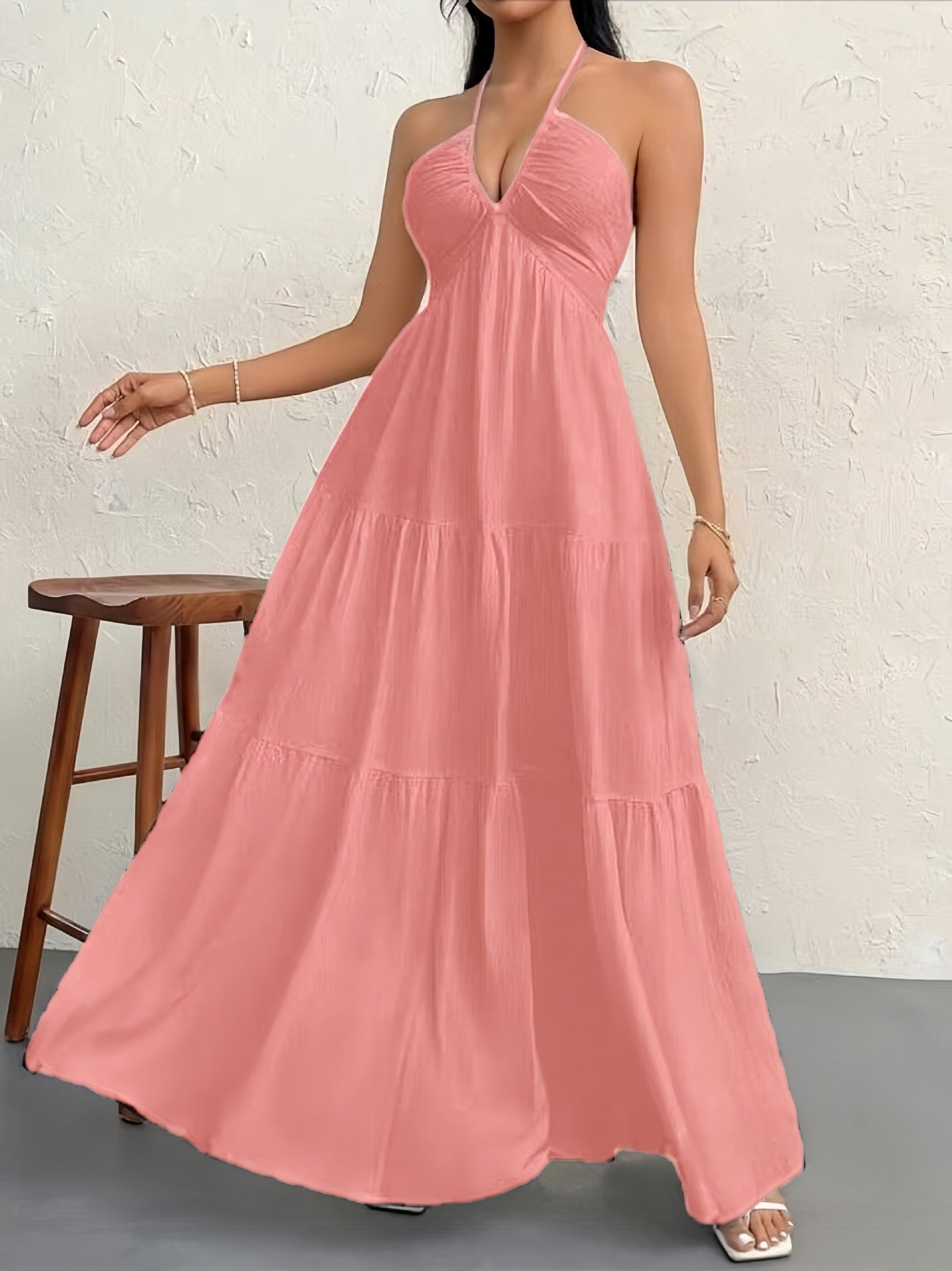 Backless Halter Neck A-Line Maxi Dress With Pleated Skirt For Beach Vacation