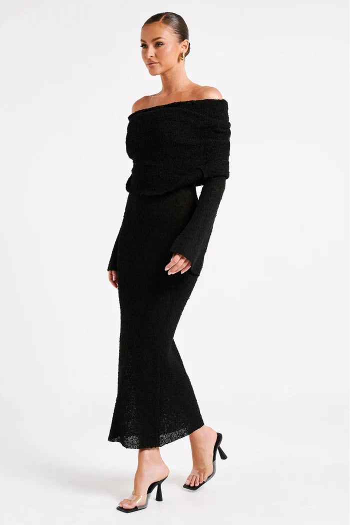 French-Style One-Shoulder Knitted Long-Sleeved Dress