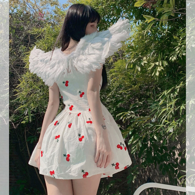 Cherry Print Strap Dress With Cute Silhouette