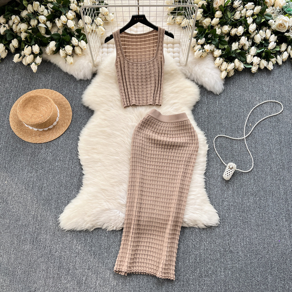 Elegant Chenille Knitted Top And Skirt Set Soft Textures