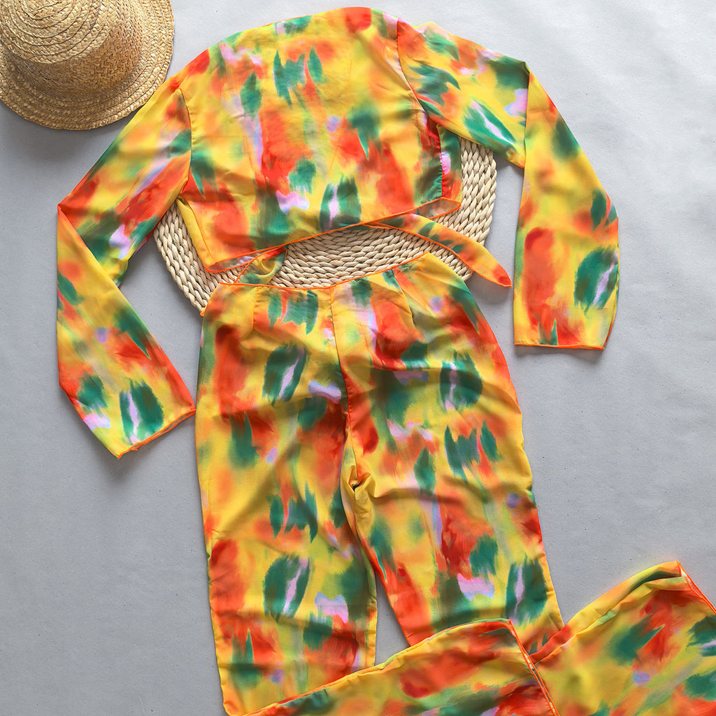 Printed Nylon Swimsuit Set For Beach And Pool With Sexy Tight Fit