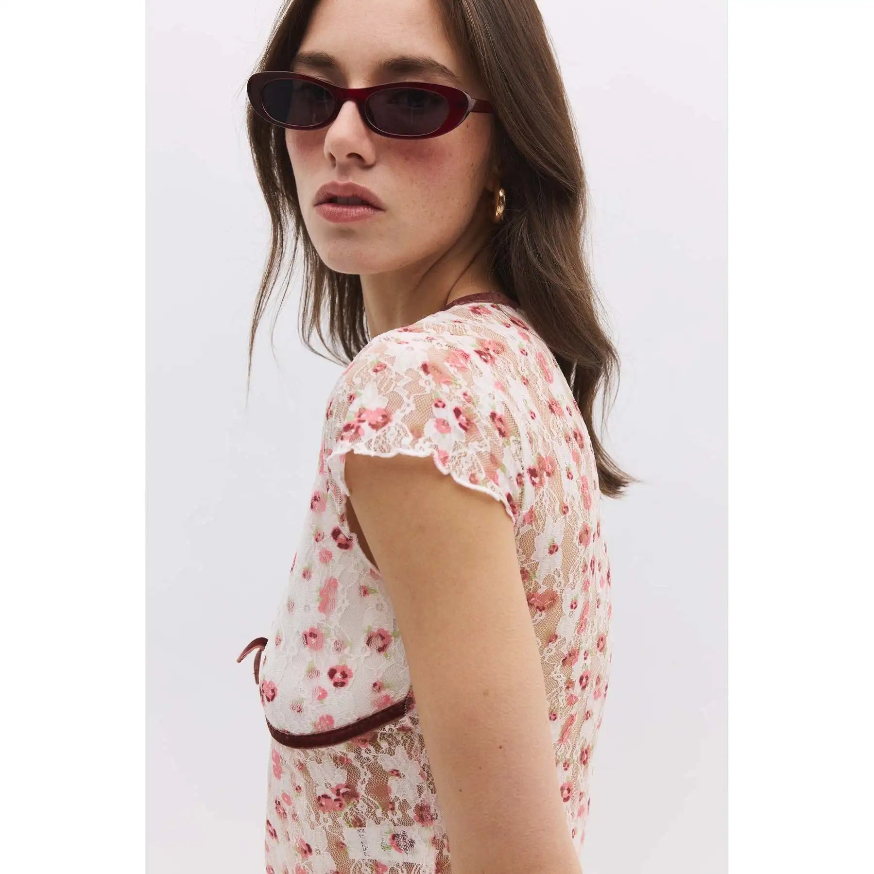 Delicate Lace Tee for Everyday Chic