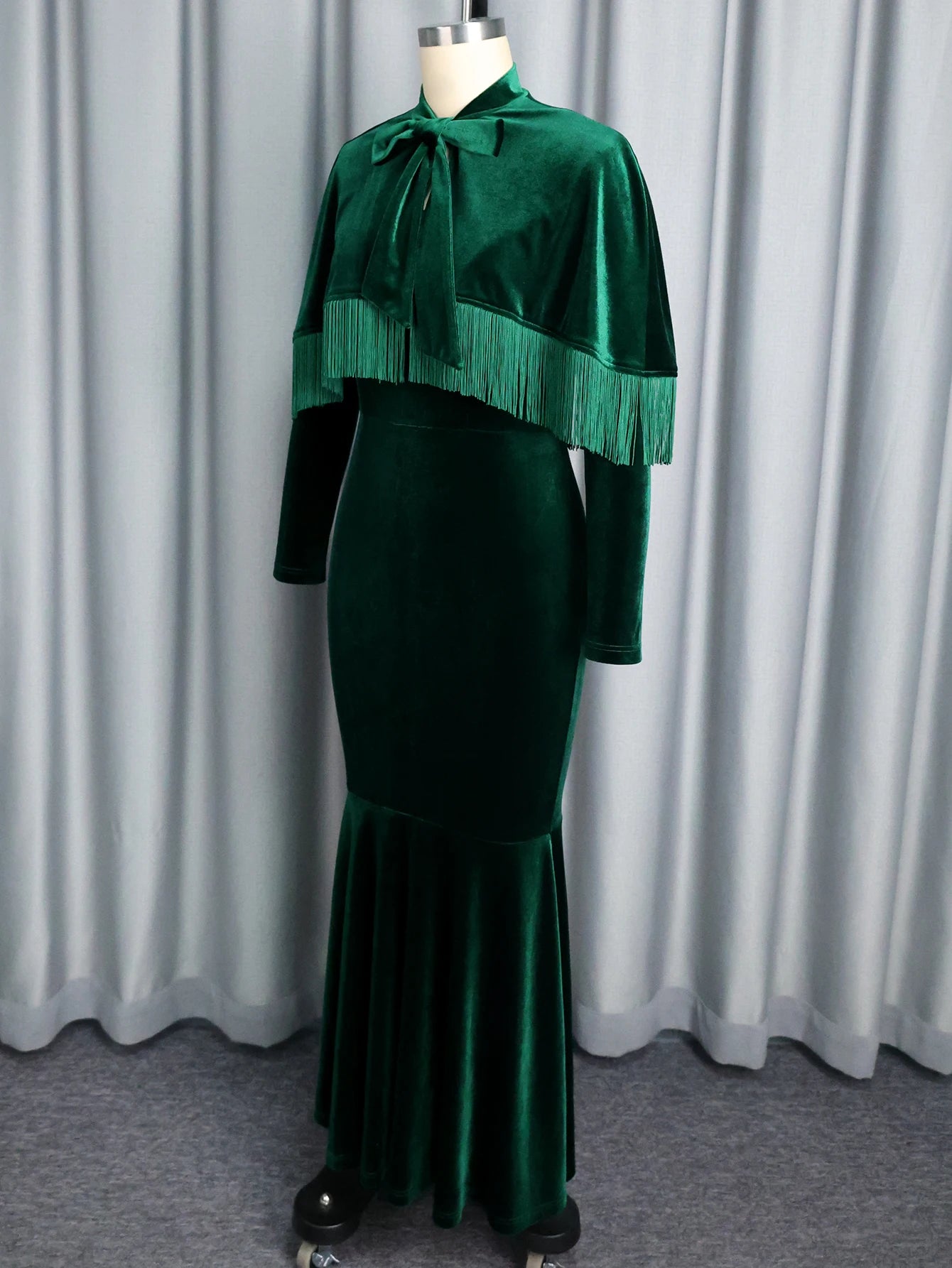 Long Sleeve Velvet Tassel Cape Evening Gown Emerald Green