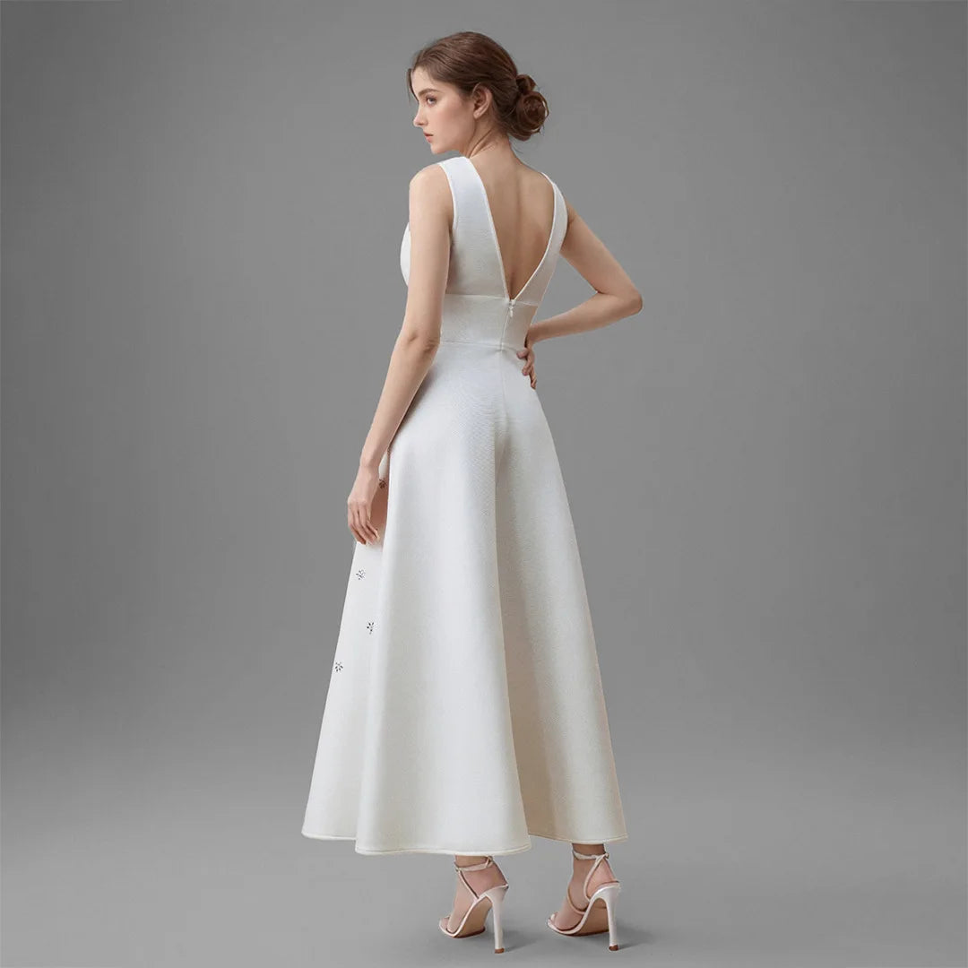 Elegant Ball Gown Dress Evening Wear V Neck Natural Waist Beaded Diamond Embellishments