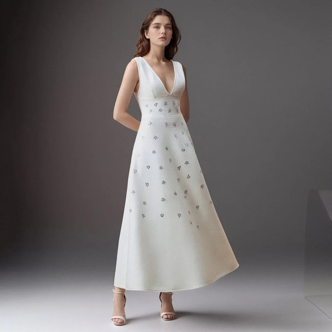 Elegant Ball Gown Dress Evening Wear V Neck Natural Waist Beaded Diamond Embellishments
