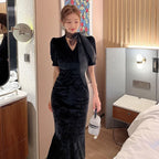 Refined V-Neck Lace-Up Fishtail Dress With Slim-Fit Silhouette