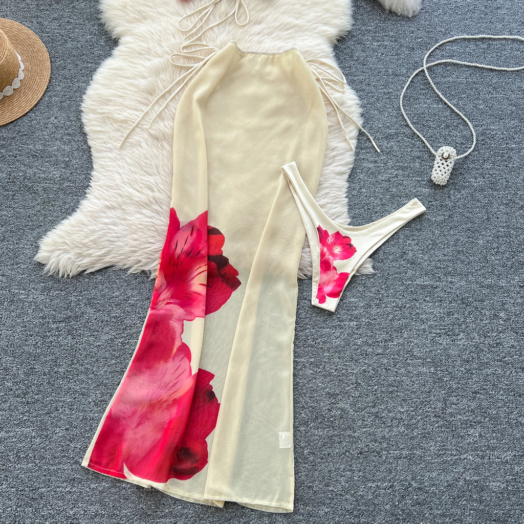 Retro Set For Women Featuring A V-Neck Tube Top And High Waist Printed Bottom