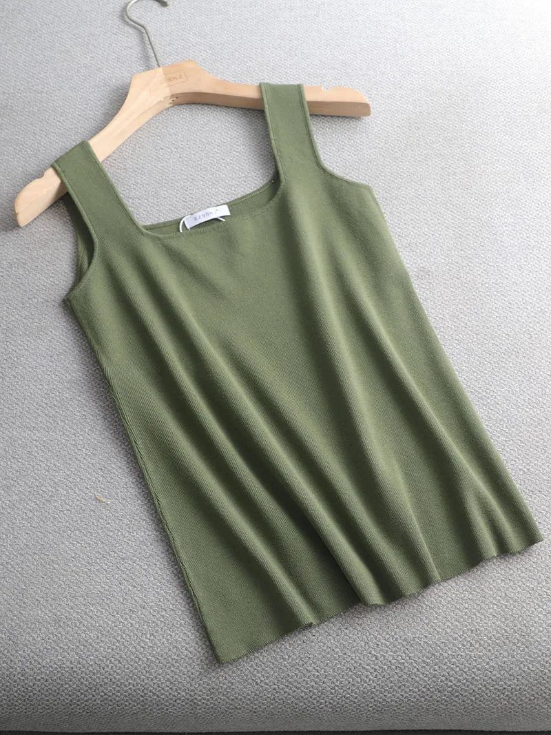 White Knit Tank With U Neck Sleeveless Summer Tee Vintage
