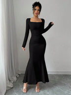 Retro Square Collar Dress With Long Sleeves In Solid Color