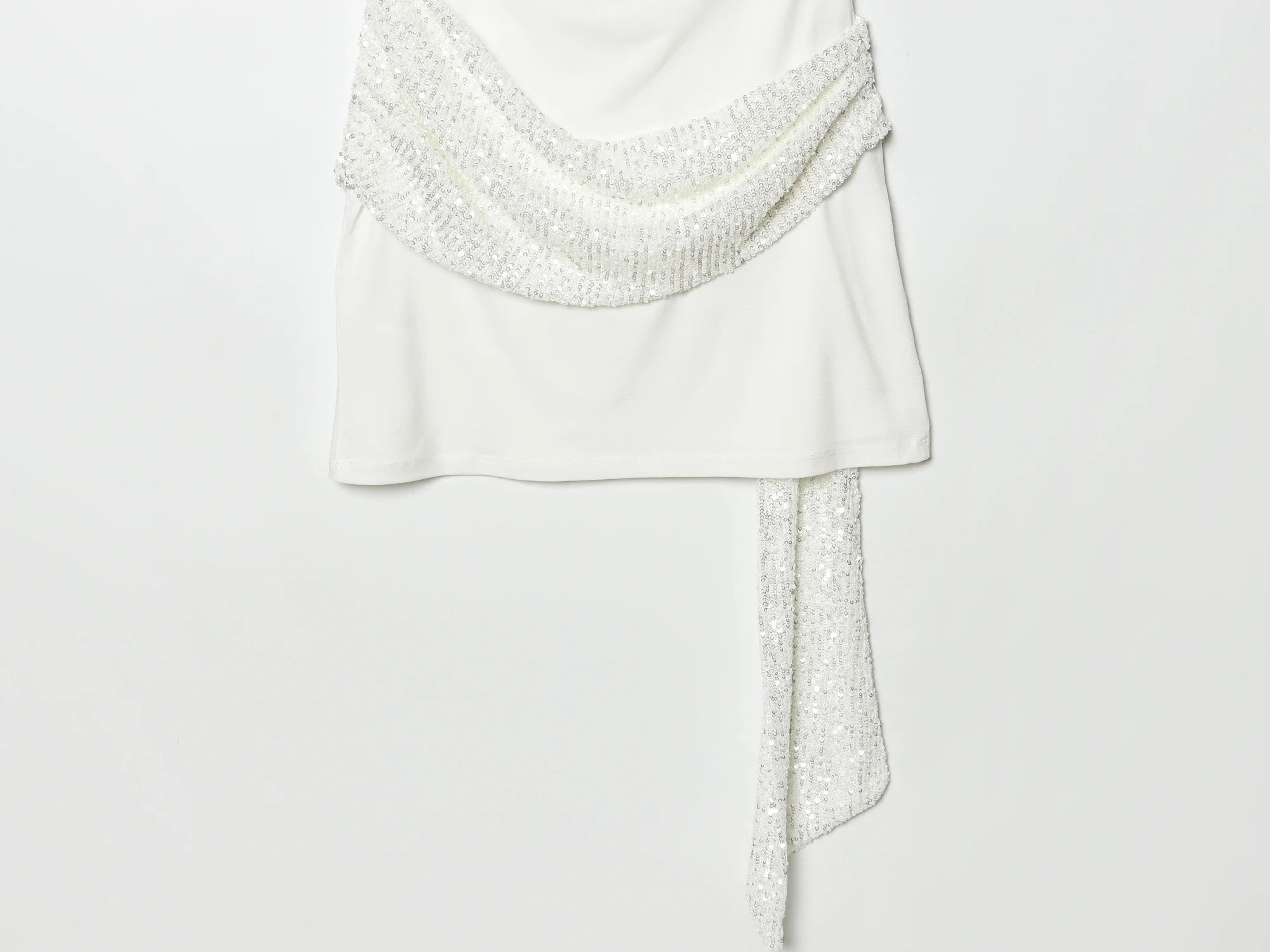 Gleaming Sequin Mini Dress With O Neck Backless Detail