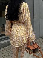 Printed Blouse And Pants Set With Long Sleeves And Lace Up Shirt