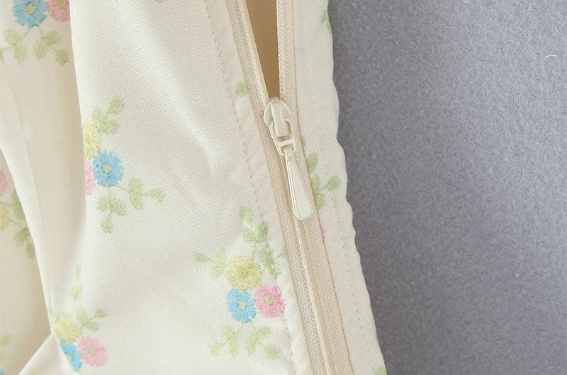 Sweet Floral Print Chic Lace Short Blouses Vintage Square Collar Puff Sleeve Slim Shirt