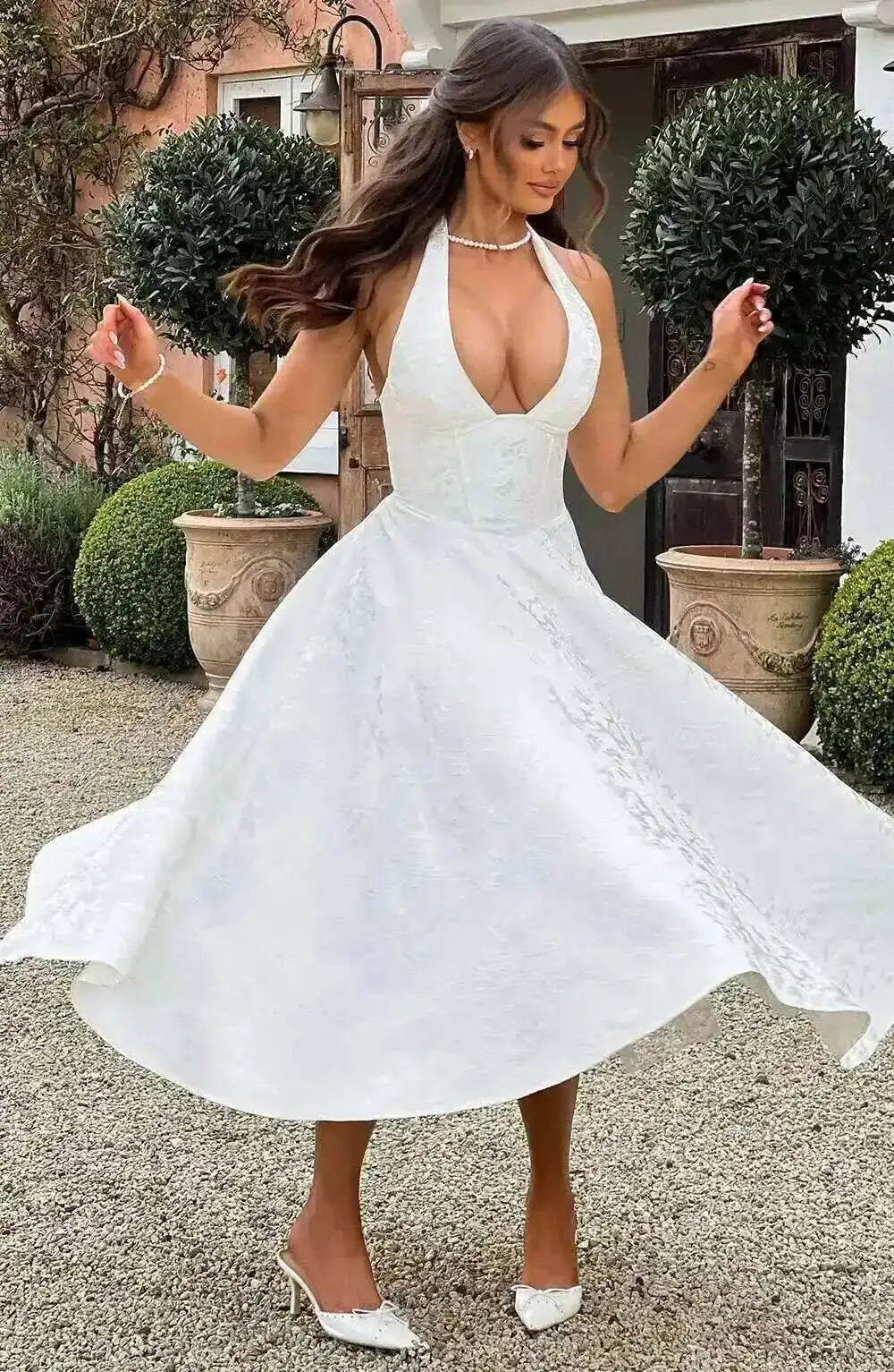 Backless Halter Evening Dress With Lace Jacquard For Elegant Special Occasions