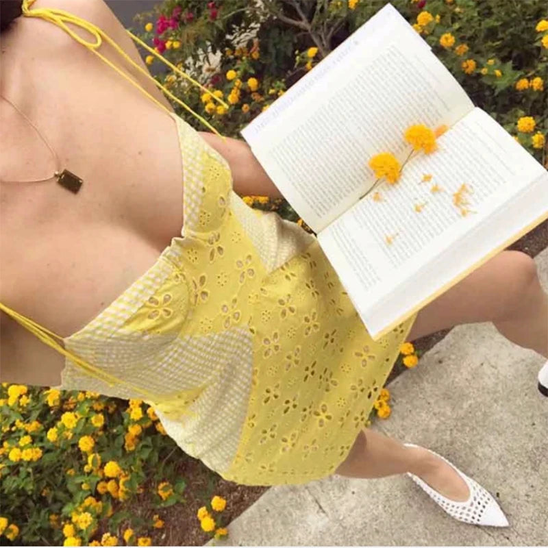 Vintage Boho Yellow Floral Mini Dress With Tie Front Straps Backless Cutout