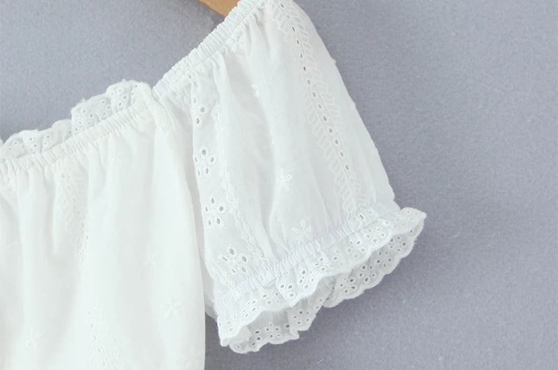 Women Sweet Lace Patchwork Bow Tied Blouses French Slash Neck Short Sleeve