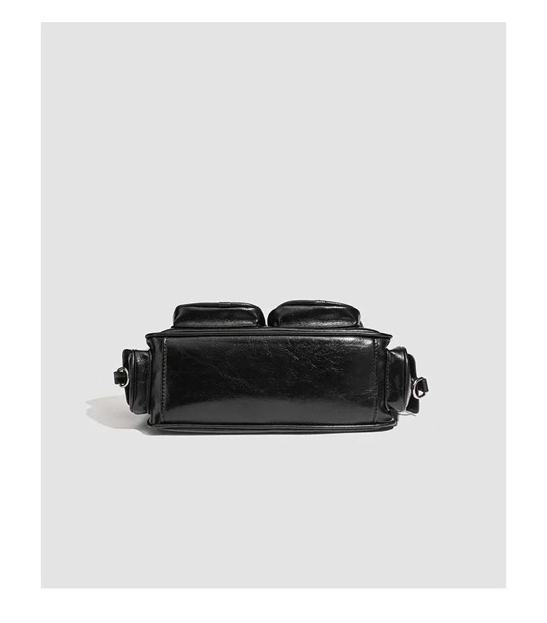 Urban Minimalist Women's Shoulder Bag in PU Leather With Zipper