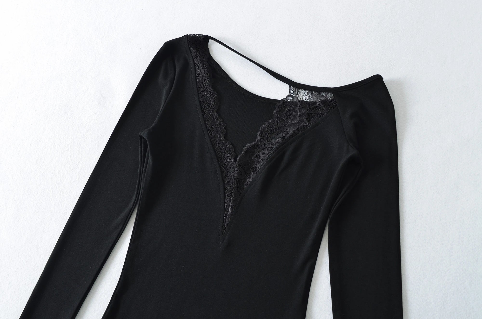 Lace Splice Long Sleeve Vneck Top For Night Out Chic