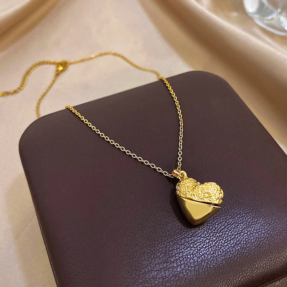Openable Star And Heart Zircon Necklace In Stainless Steel Romantic Womens Jewelry