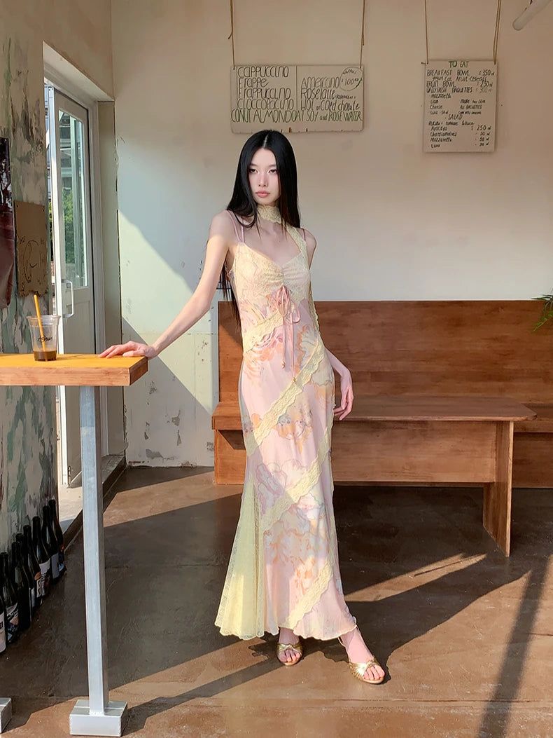 Romantic Floral Lace Long Mermaid Dress With Backless Silhouette