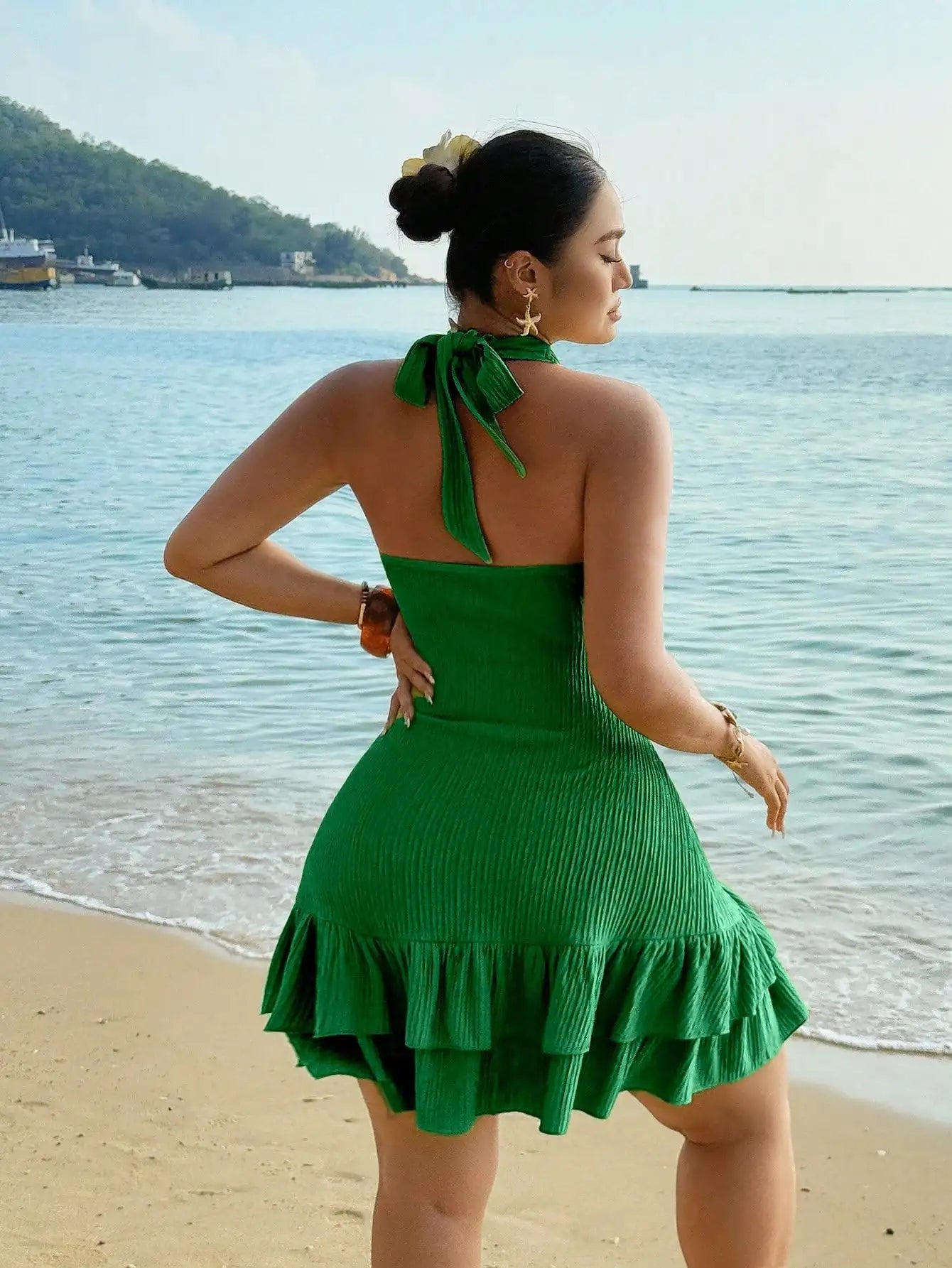Plus Size Halter Dress With Deep V Neck And Ruffles