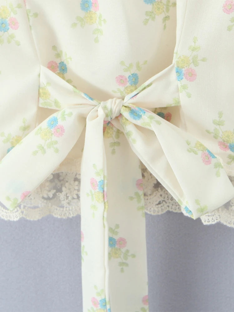 Sweet Floral Print Chic Lace Short Blouses Vintage Square Collar Puff Sleeve Slim Shirt