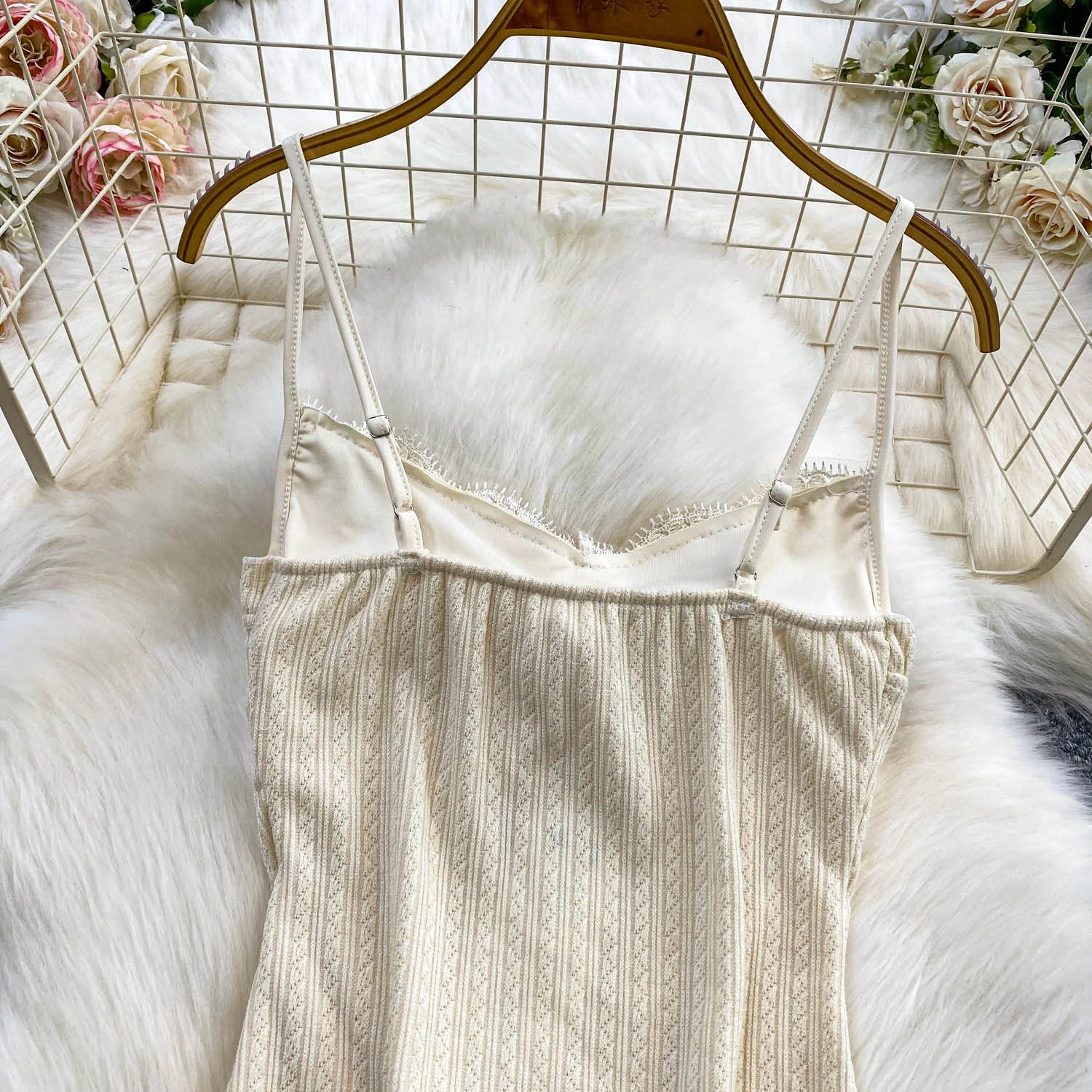 Sexy Basic Knit Lace Crop Top
