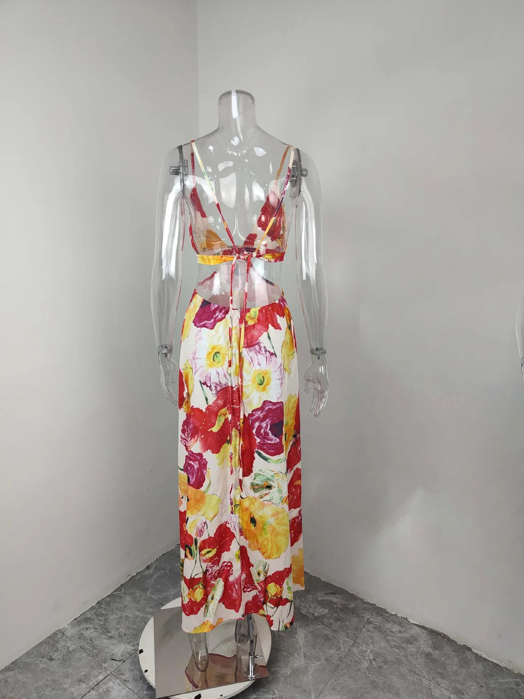 Romantic Garden Party Floral Maxi Dress With V Neckline