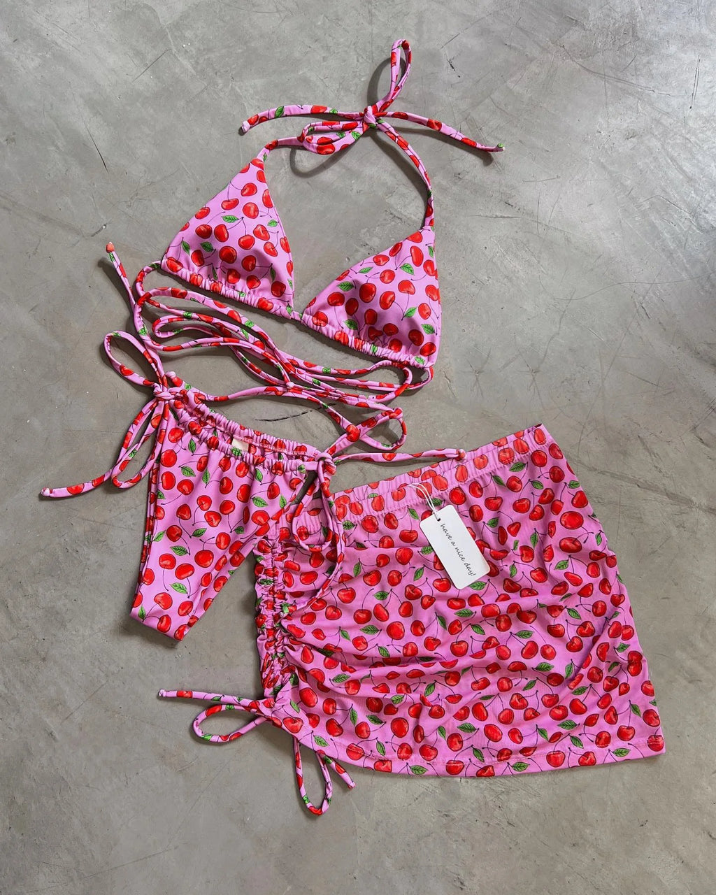 Beachwear Set With Skirted Bikini Top Push Up Bandeau Swimsuit