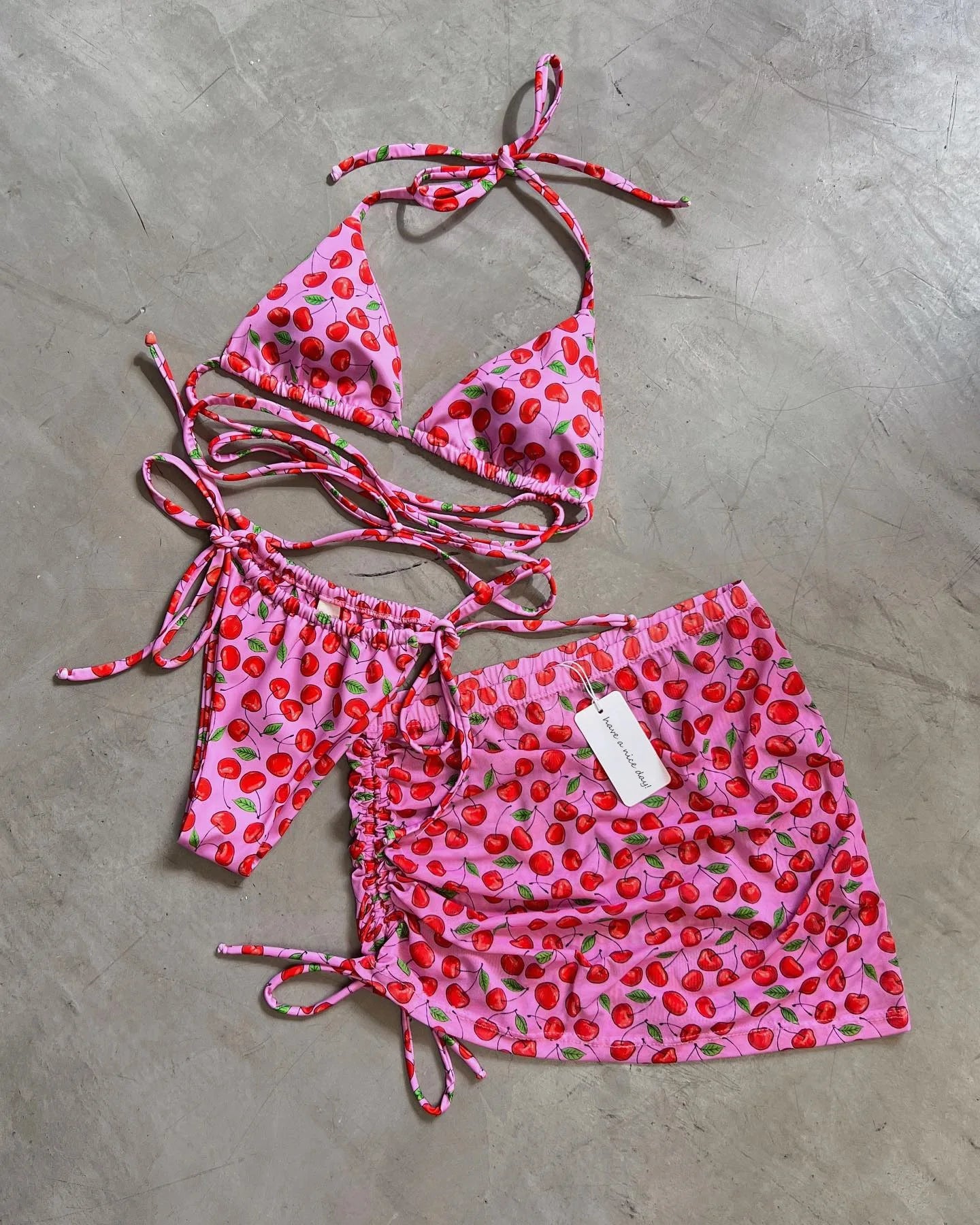 Beachwear Set With Skirted Bikini Top Push Up Bandeau Swimsuit