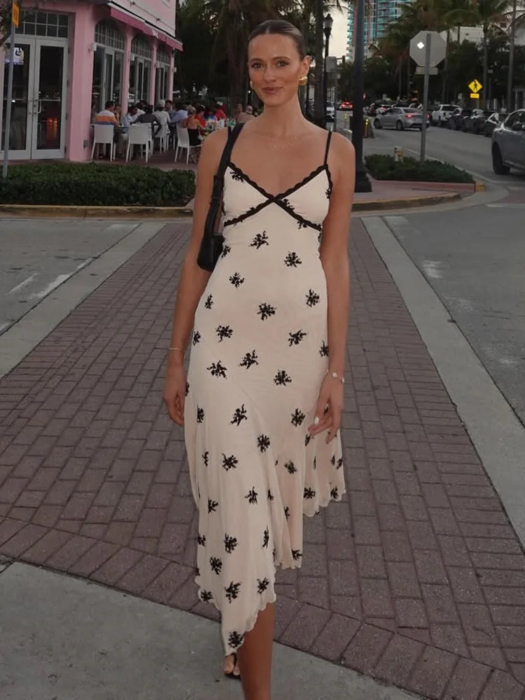 Patchwork Lace Midi Dress With Halter Neck And Backless Silhouette
