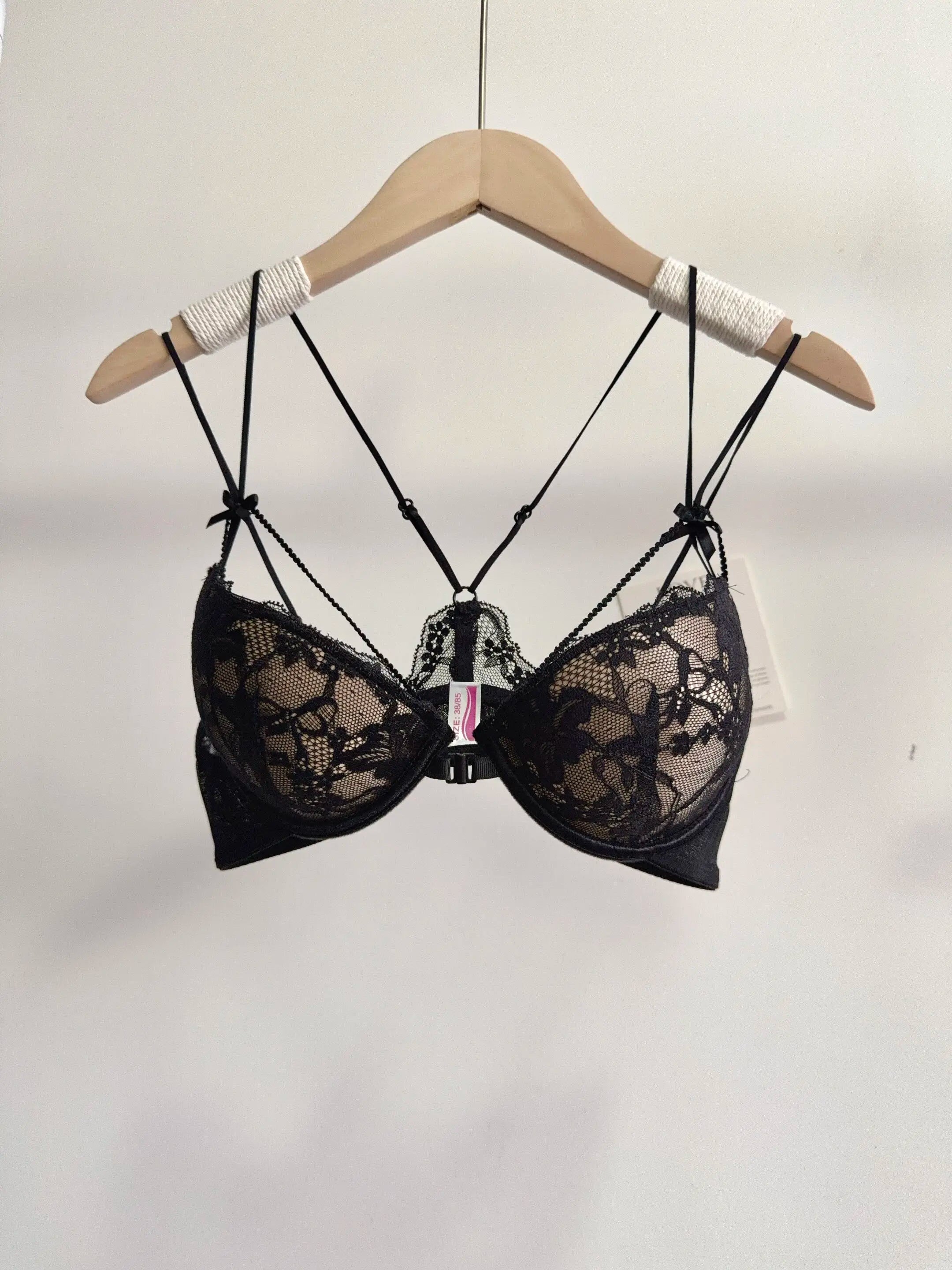 Lace Front Closure Lingerie Set For Women Wirefree Push Up Bra Delicate Straps Lightweight Comfort