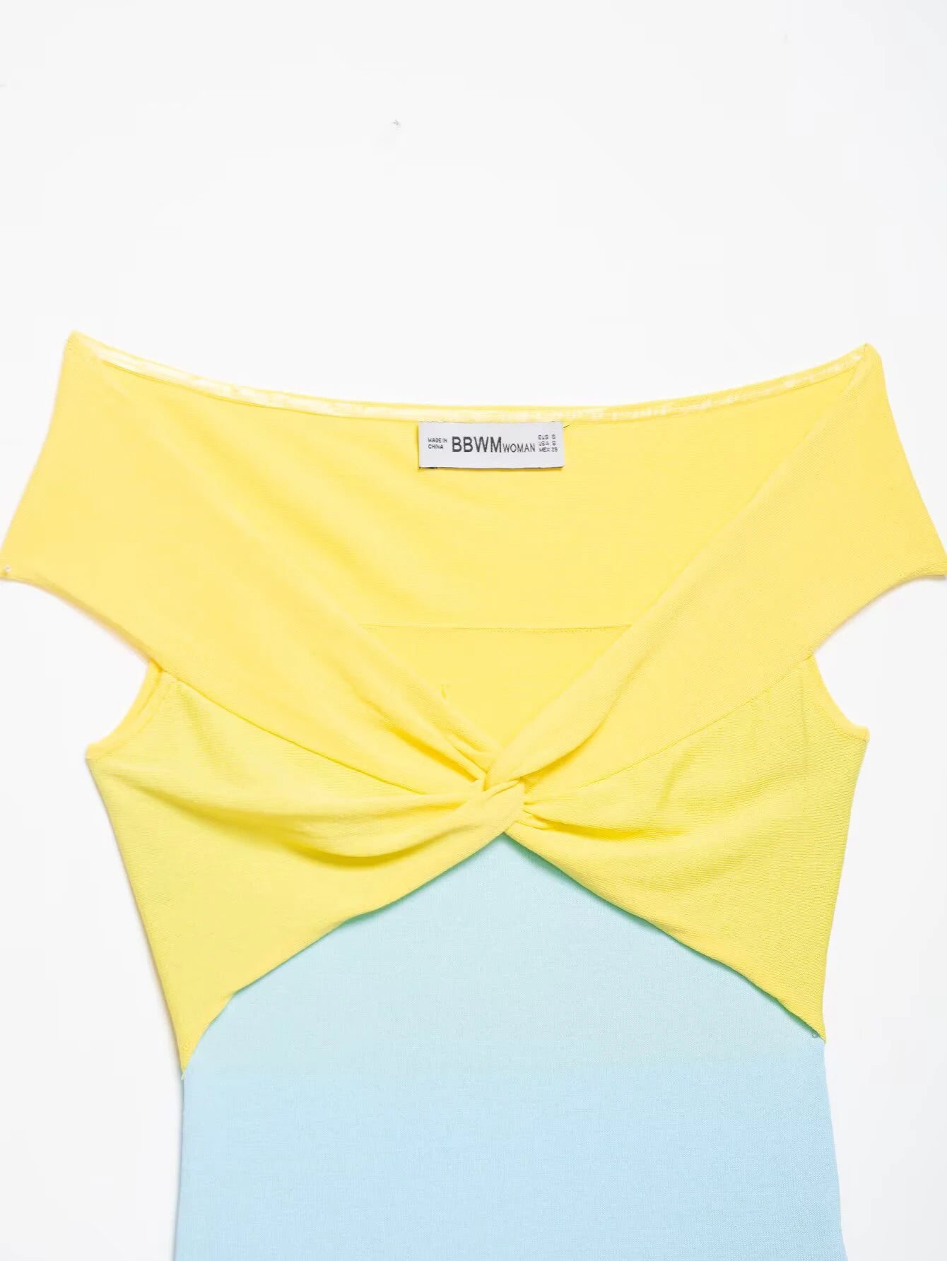 Breeze Knit Top With Knot Detail For A Silky Slim Fit
