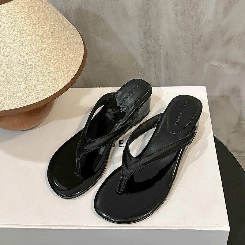 Women Slides With Non Slip Grip Clip Toe Comfort Elevated Street Style