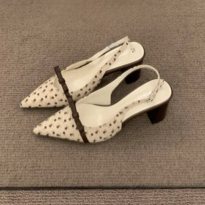 Closed Toe Buckle Sandals With Comfortable Chunky Heel