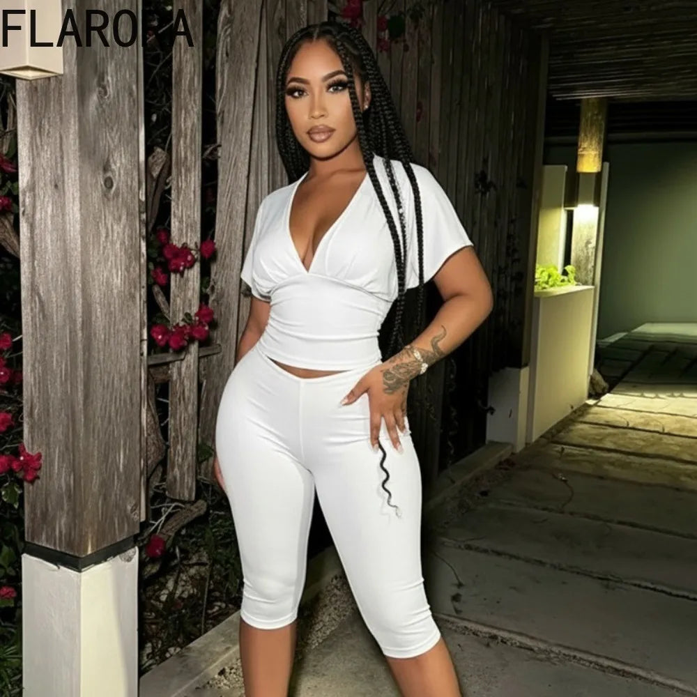 Two Piece Solid Color Set With Deep V Neck Ruched Crop Top And Capri Pants