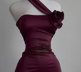 Red Slit Maxi Dress With Figure Flattering Silhouette Waist Cinch Elegant Length And Sophisticated Charm