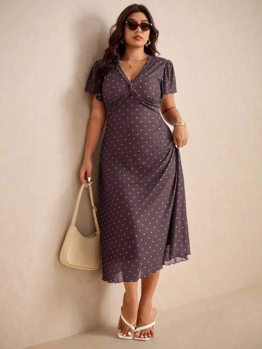 Plus Size Vintage Polka Dot Wrap Dress With V Neck And Short Sleeves Knee Length
