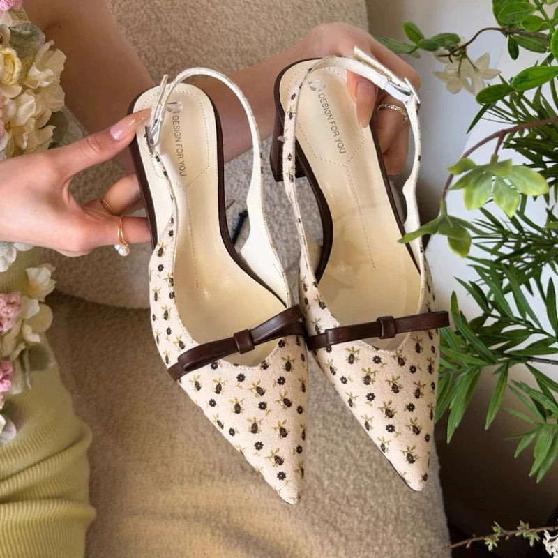 Closed Toe Buckle Sandals With Comfortable Chunky Heel