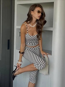 Sexy Polka Dot Night Out Set With Strapless Crop Top And Capri Pants