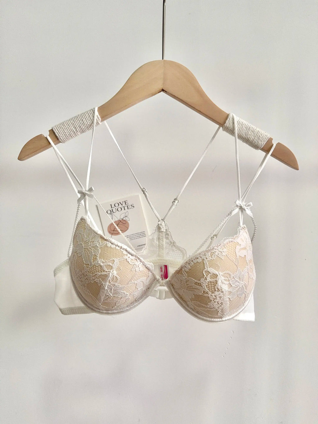Lace Front Closure Lingerie Set For Women Wirefree Push Up Bra Delicate Straps Lightweight Comfort