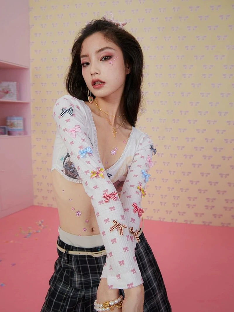 Playful Y2K Cartoon Cropped Tee With Bow Patchwork