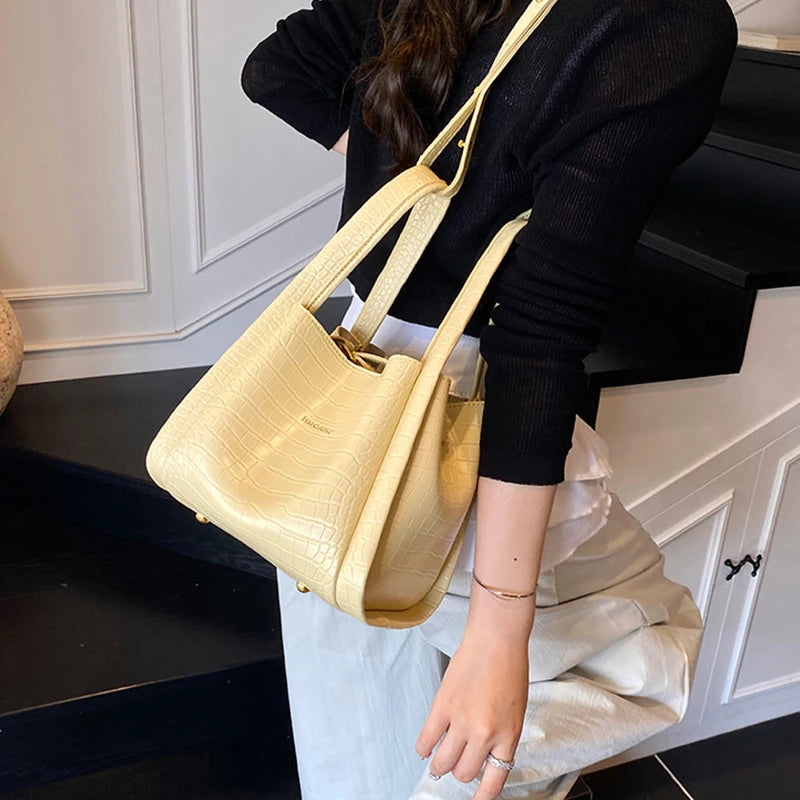 Women Stone Pattern Handbag Chic Shoulder Style Casual Messenger Versatile Bucket Wallet Included