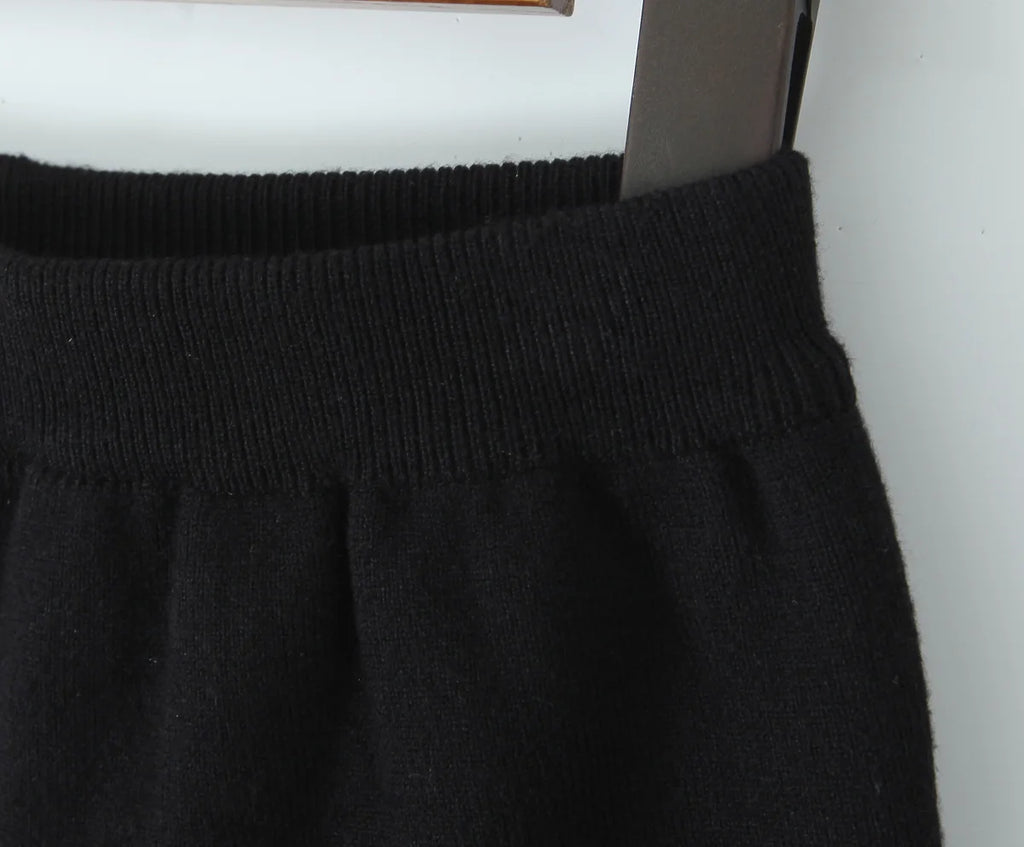 Vintage Two-piece Knit Cardigan And Elastic Waist Shorts Set