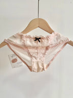 Lace Front Closure Lingerie Set For Women Wirefree Push Up Bra Delicate Straps Lightweight Comfort