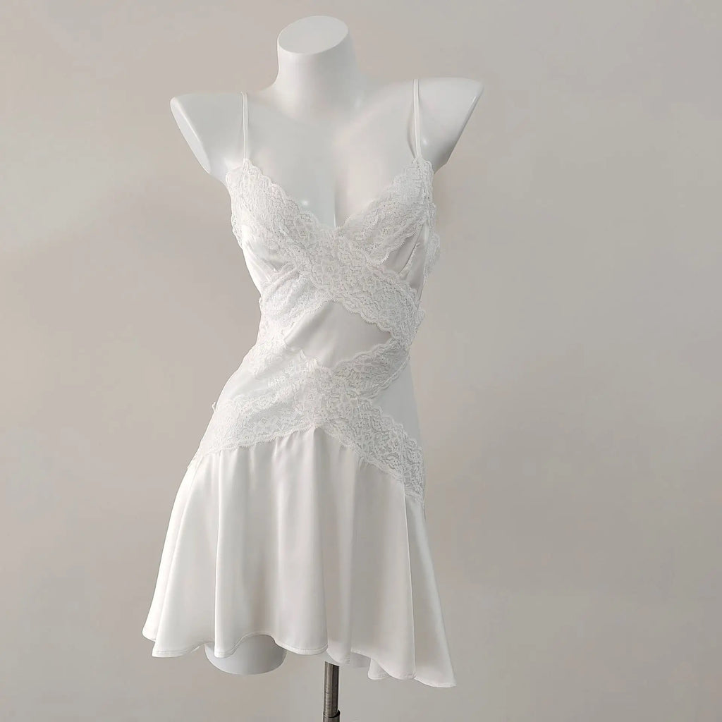 Dreamy Ice Silk With Lace Suspender Detail