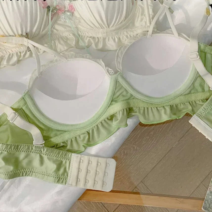 Retro Embroidered Luxurious Silk Satin Underwear Lace Sexy Top & Bra Set