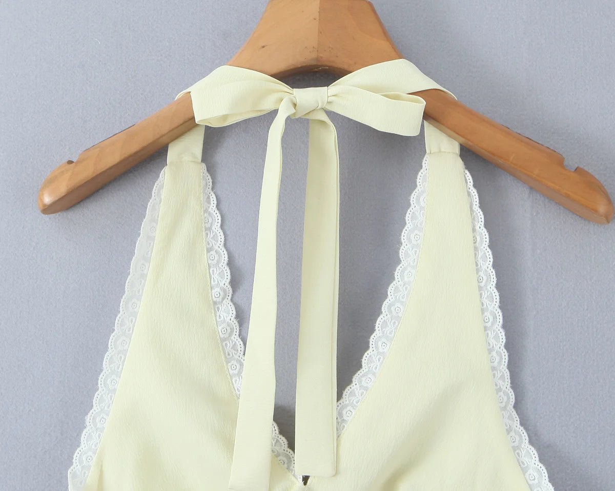 Sweet Girl Sexy Backless Halter White Lace Trim Fitted Crop Top